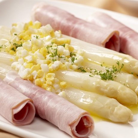 asperges-met-ham-en-ei klassieke asperges met ham en ei