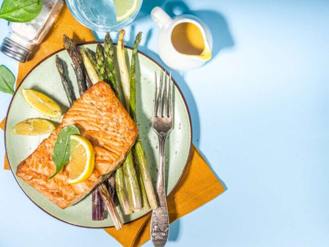 Zalm en groene asperges